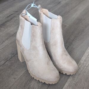 Soda Beige Heeled Ankle Boots